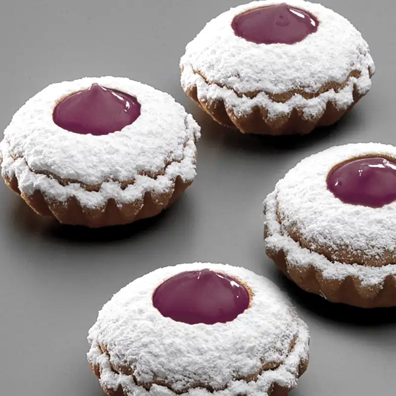 Dolci creati con la crema ai frutti di bosco e yogurt