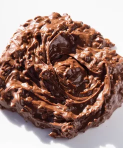 Crema Gianduia con crunch di nocciole e biscotti al cacao