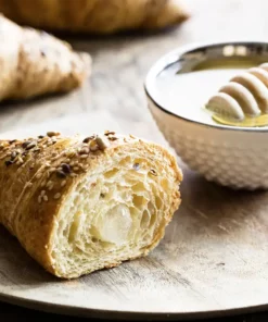 Croissant farcito con la crema al miele