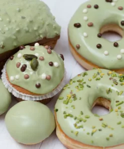 Donuts glassati con la Crema al Pistacchio da copertura