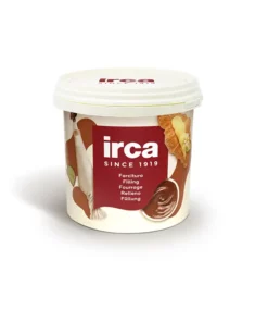 Fusto contenente la crema alla mandorla