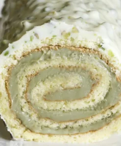 Roullè ripieno della crema al pistacchio al 15%