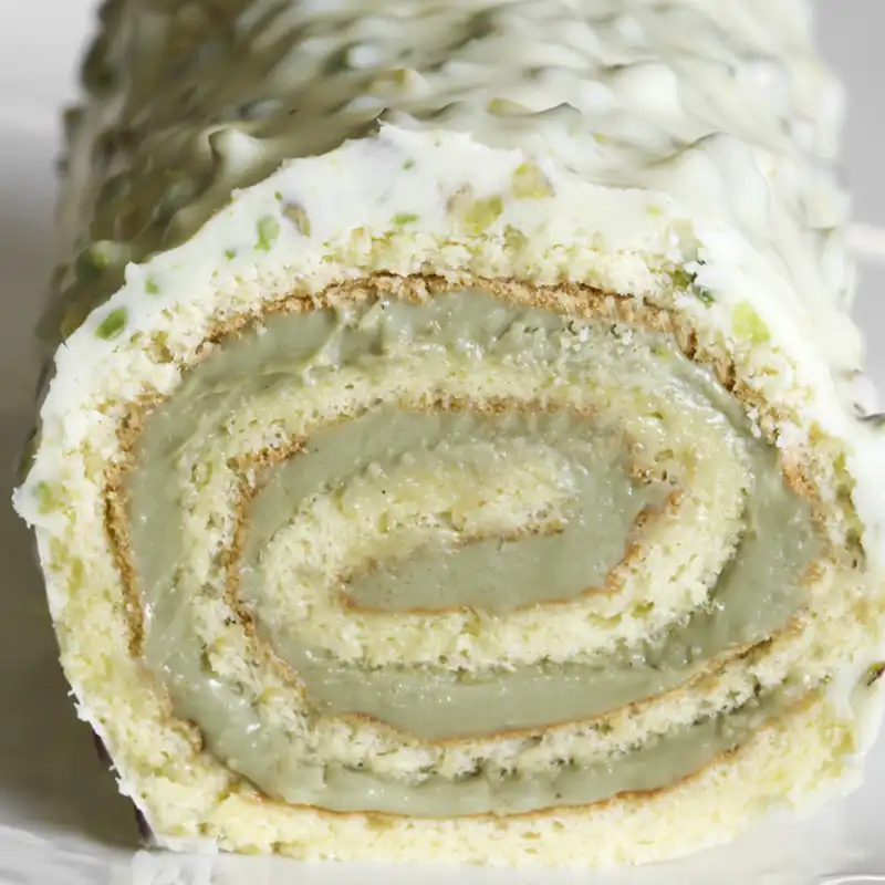 Roullè ripieno della crema al pistacchio al 15%