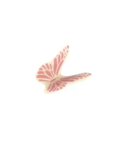 Decorazione di cioccolato a forma di farfalla bianca e rosa