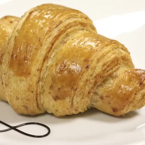 Croissant integrale realizzato con il preparato per dolci lievitati e sfogliati integrali